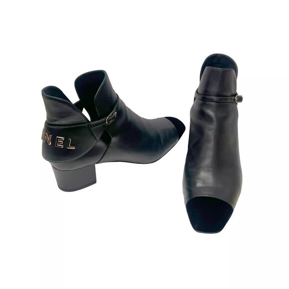 $1575 Chanel 21A Black Leather Velvet Toe Cap Logo Gold Strap Ankle Boot 10.5/41 - Picture 3 of 15